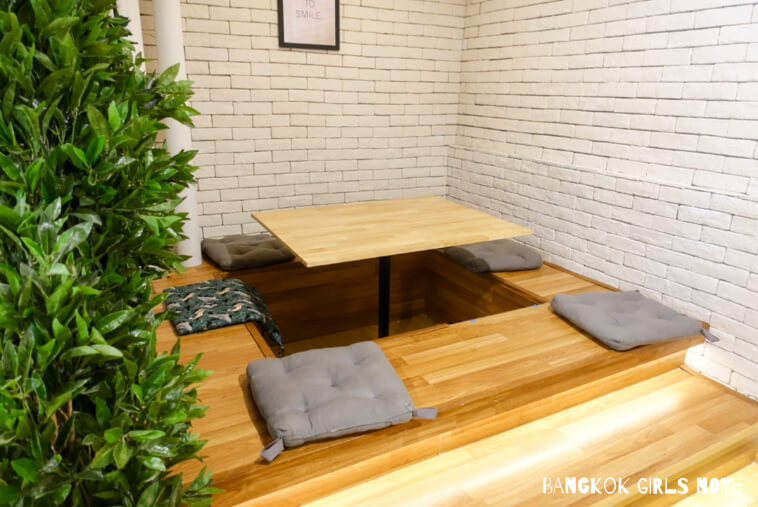 roundaboutcafe